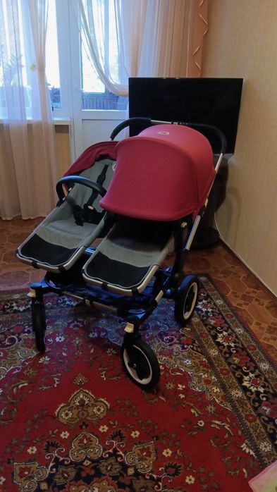 коляска bugabo для двойнят.