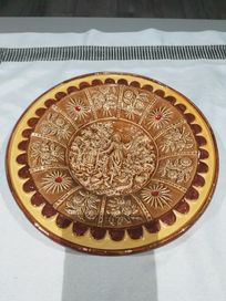 Ceramiczny talerz ozdobny do powieszenia