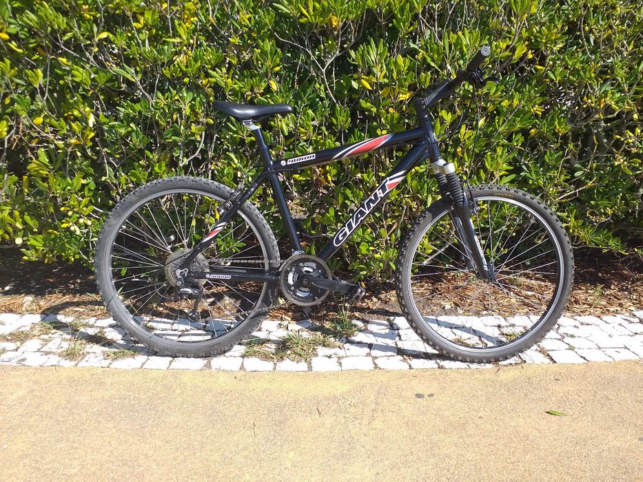 Bicicleta Giant MTB Alumínio