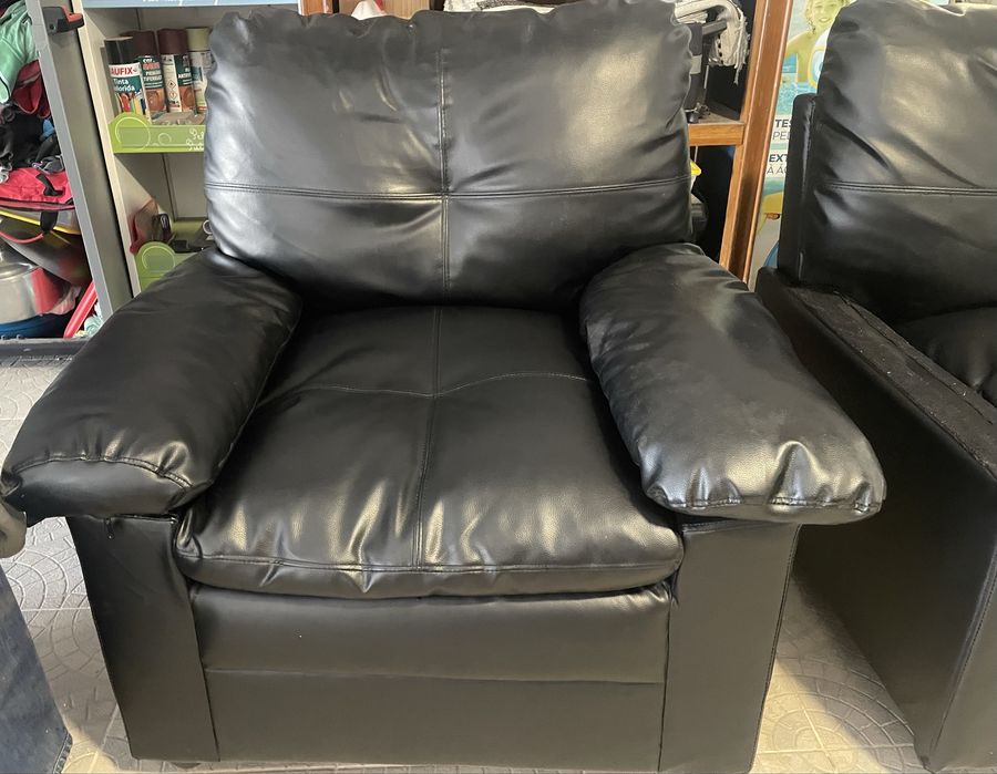 2 sofas semi usados