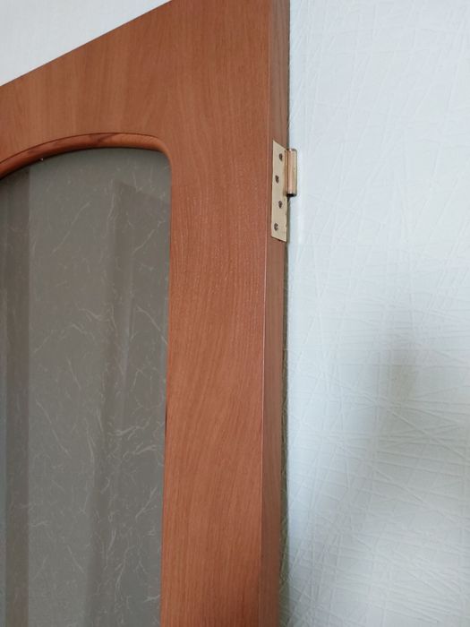 Продам міжкімнатні двері