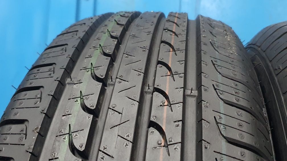 4 x 215/60 R17 Sprzedam opony letnie Goodyear ! Zapraszamy
