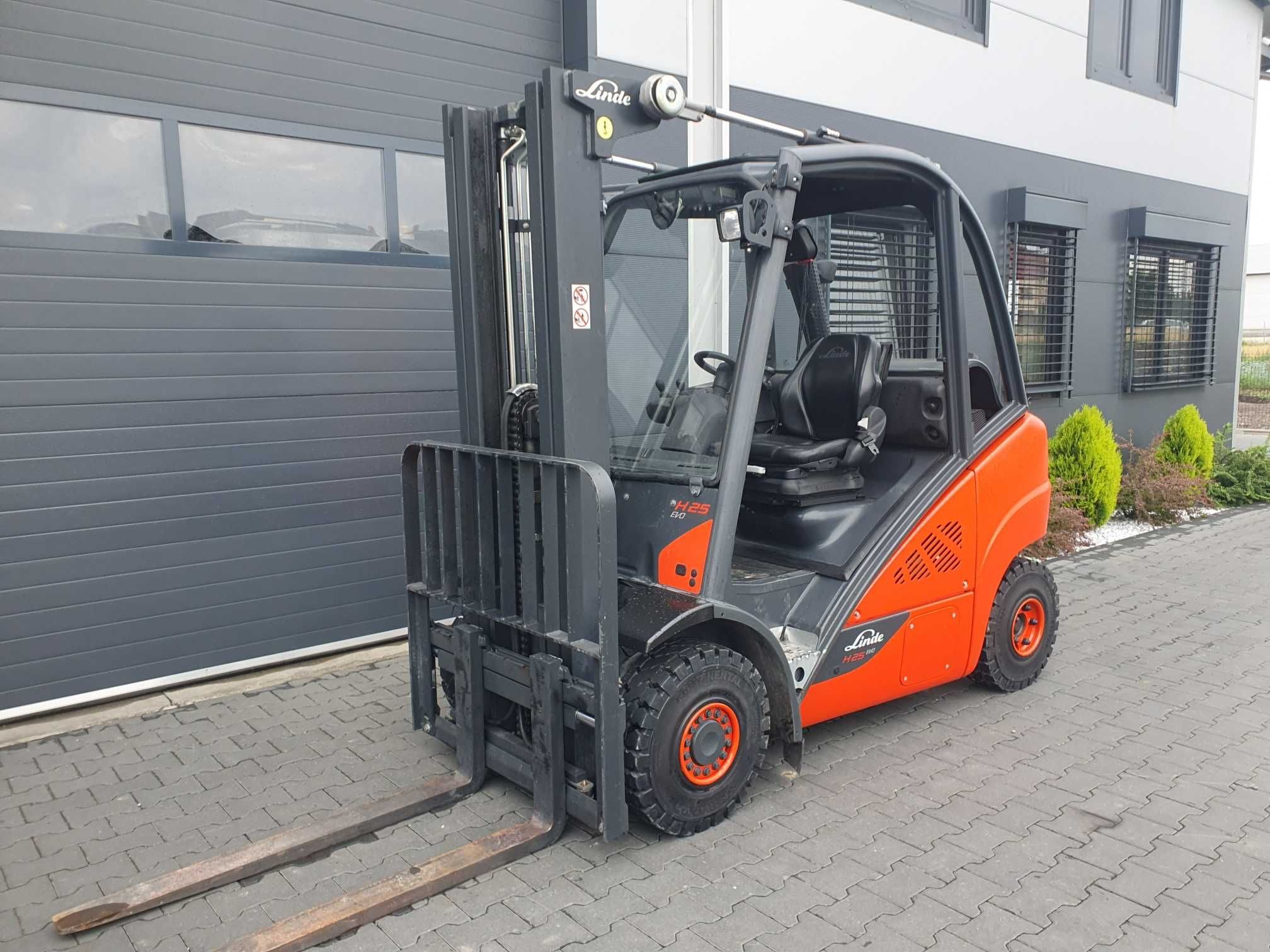 Wózek widłowy Linde H25T-02 2019r/11 LPG H30  H35  H20 Triplex ROL-CAR