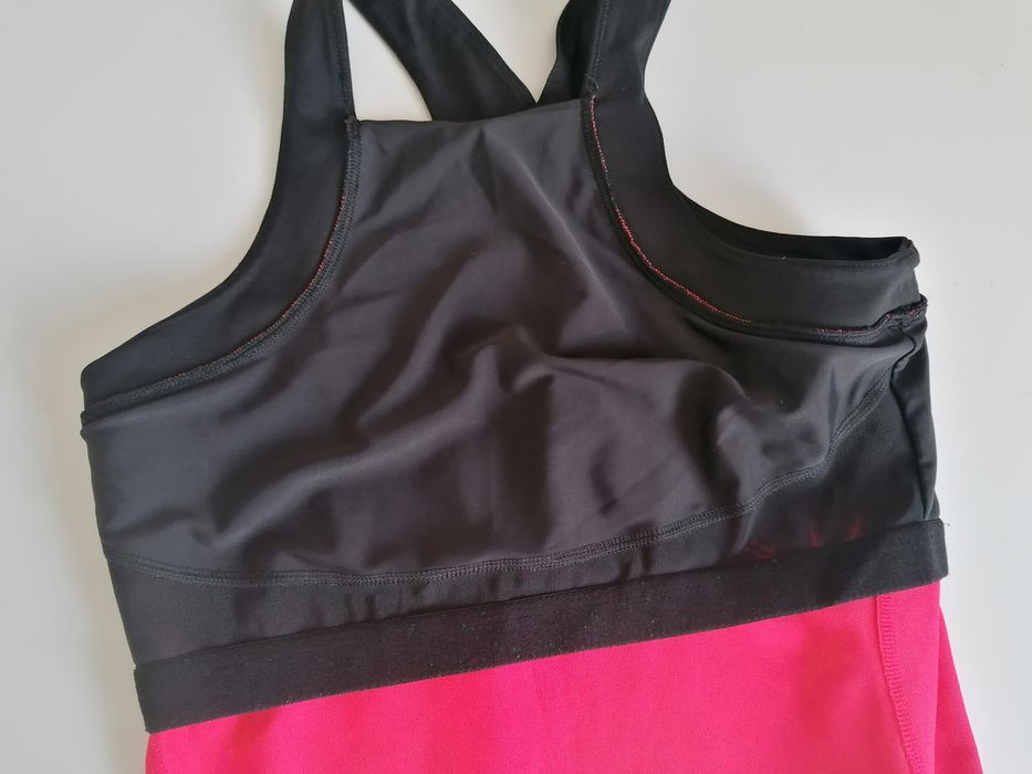 Bluzka bokserka Puma z biustonoszem rozmiar M