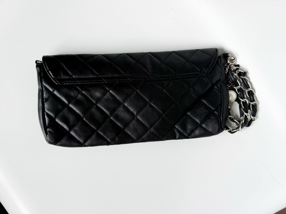 Czarna pikowana kopertówka Bershka – Chanel vibe, Y2K, coquette