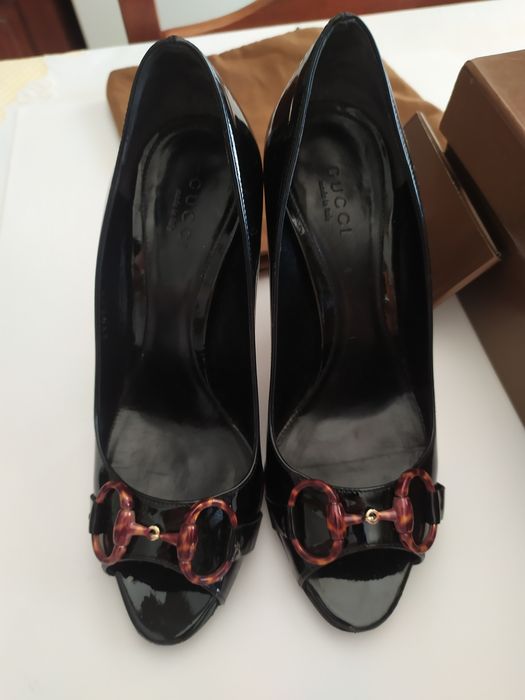 Maravilhosos sapatos Gucci 36