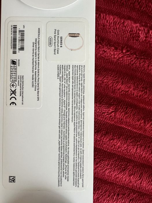 Apple Watch SERIES 6 Gold Aluminum Case Pink Sand Sport Band 44MM