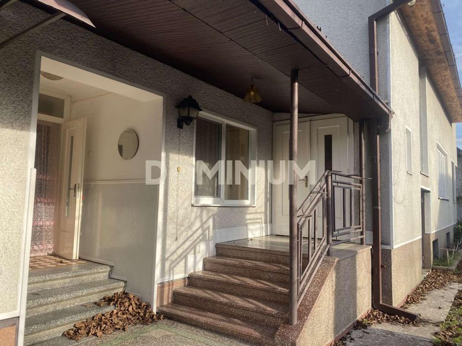 Продається будинок у смт. Вишково