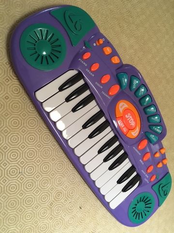 Piano para criança