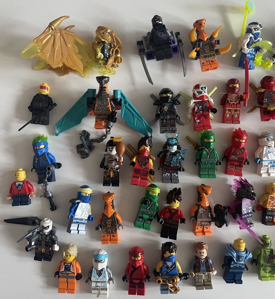 LEGO minifigurki 153 sztuk STAR WARS/ Ninjago / inne + akecoria