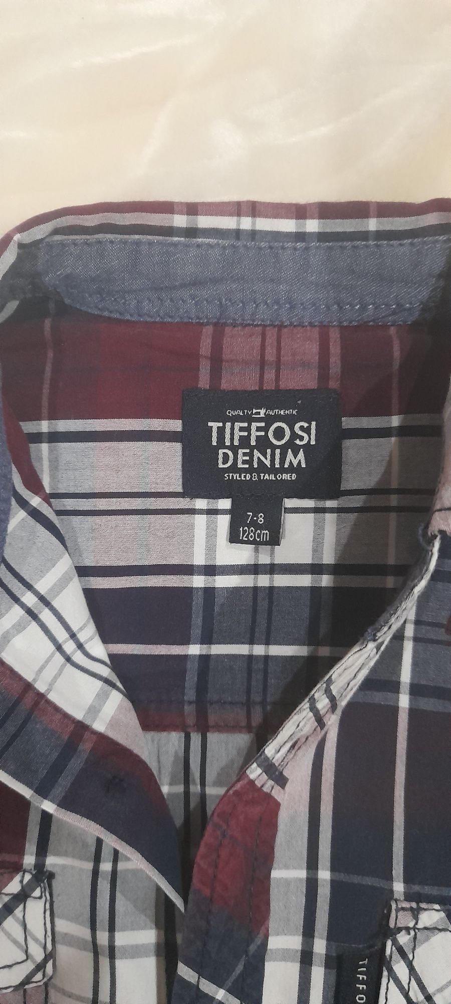 Camisas Tiffosi e Trottleman como novas