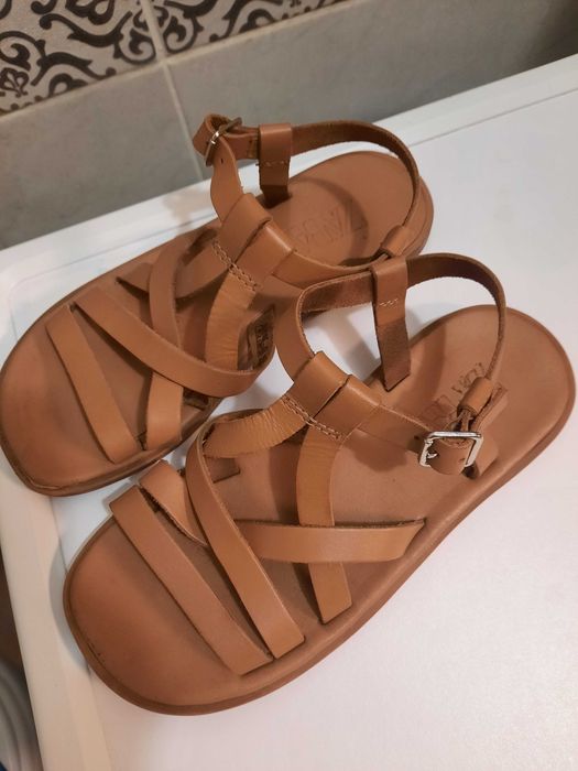 Босоніжки Zara 32 розмір [ устілка 20 см)