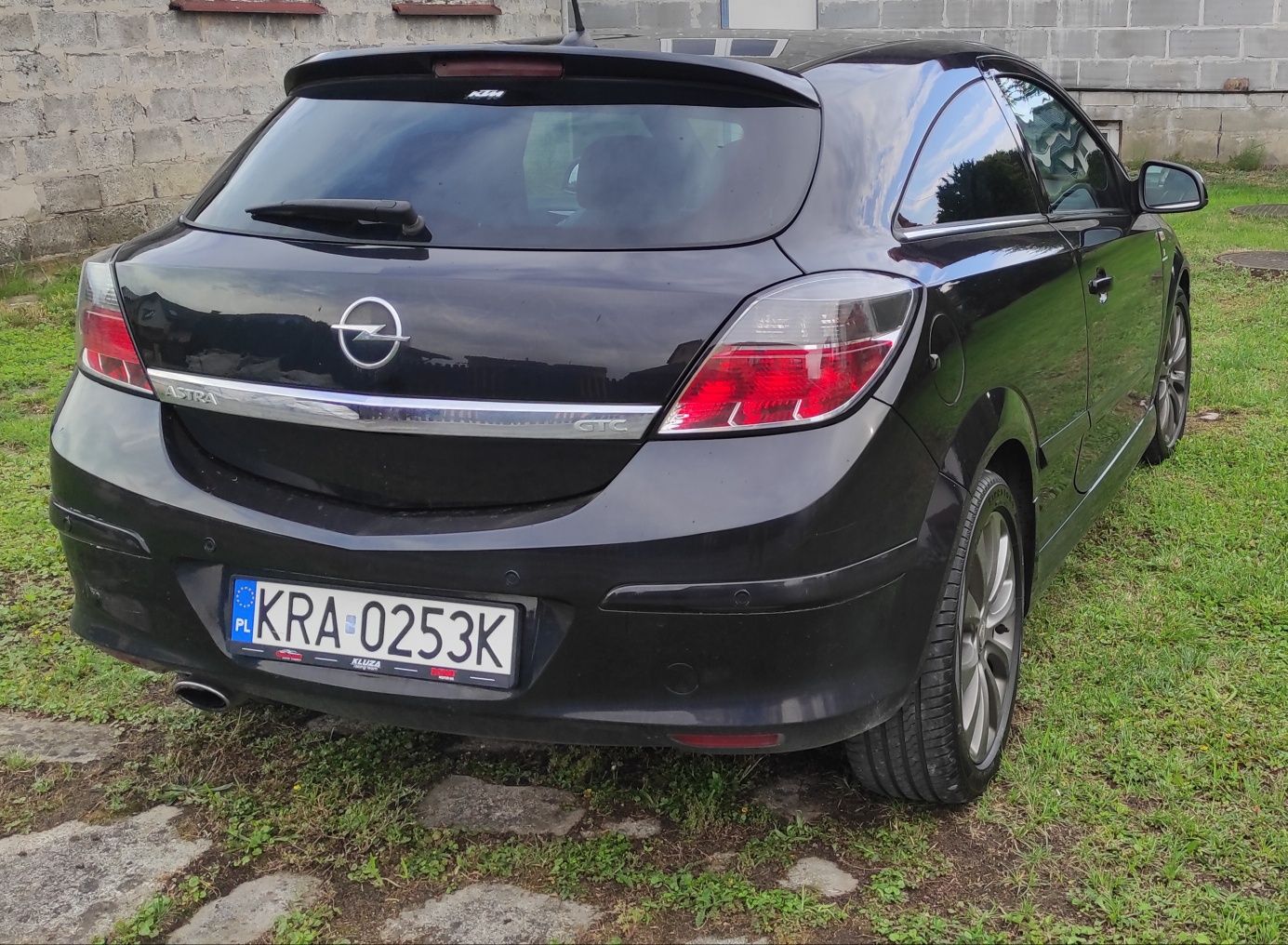 Opel Astra H GTC 1.7 CDTI (81kw) LIFT 2011r.