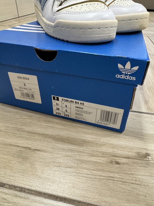 Кросівки / кеди  adidas унісекс жіночі/чоловічі 38 розмір / оригінал