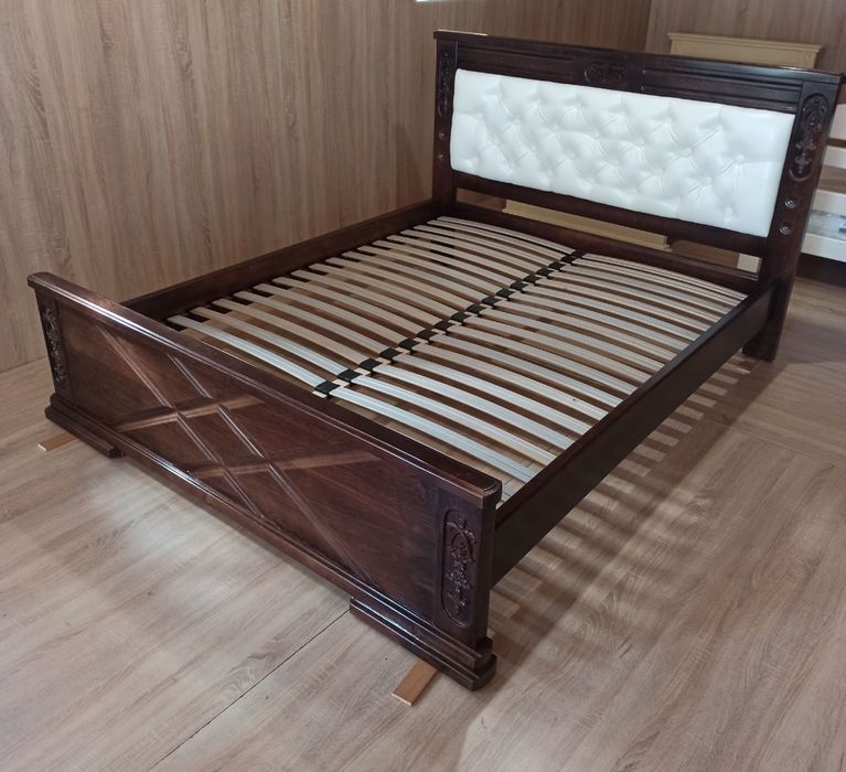 Ліжко з дерева , масив вільхи