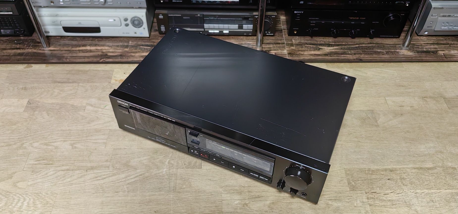 Касетний програвач Denon DRM-400