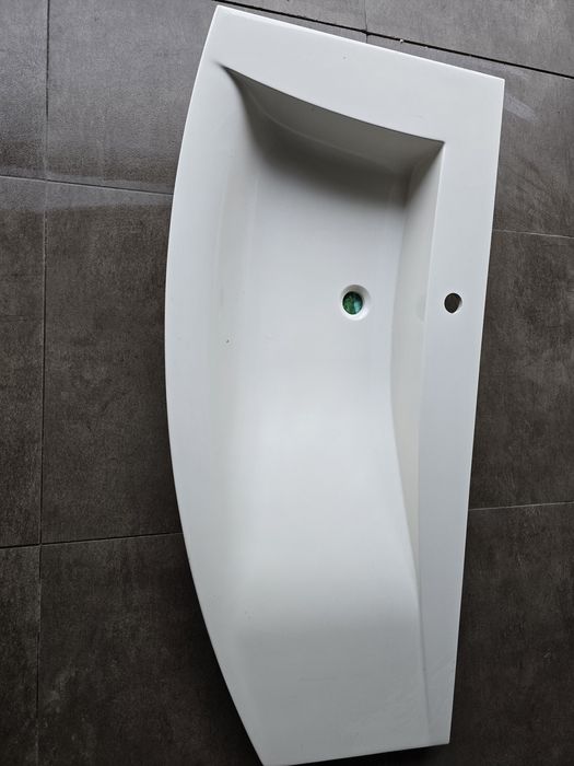 Umywalka. 120x56 cm