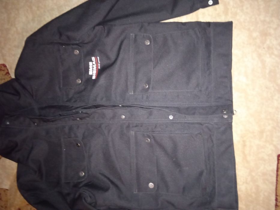 Kurtka męska przeciwdeszczowa, czarna. Rozmiar 50-52