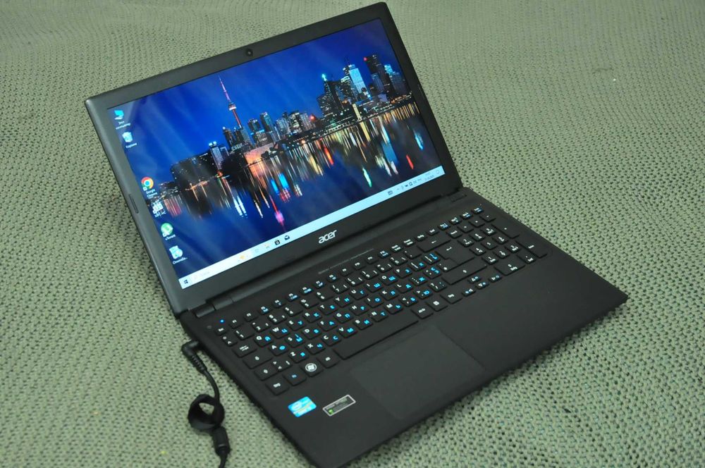 Мощный ноутбук  Acer V5-551 (Core i5 /8Gb/ 500Gb/ GeForce 2Gb)