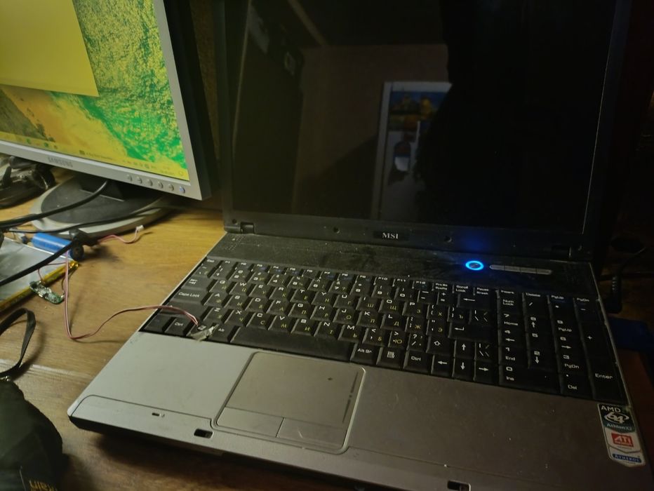 Продам нетбук  Asus