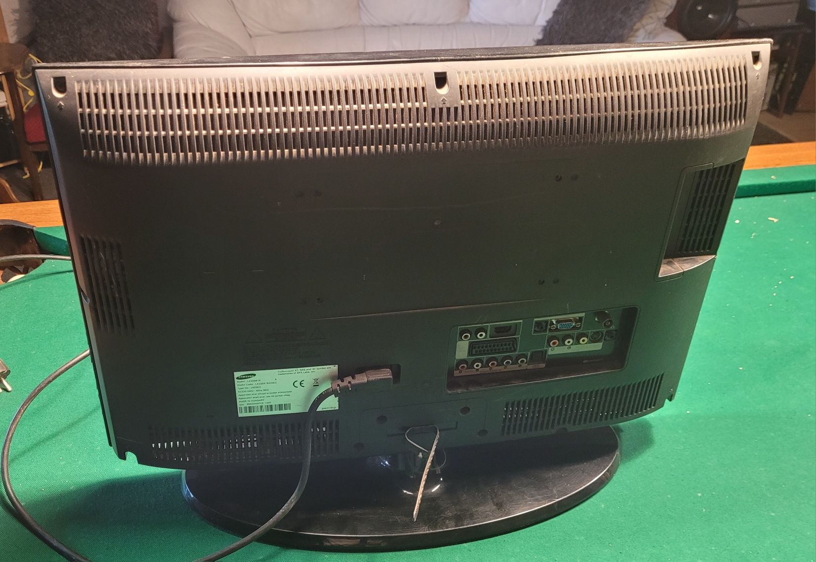 TV Samsung 22 cale
