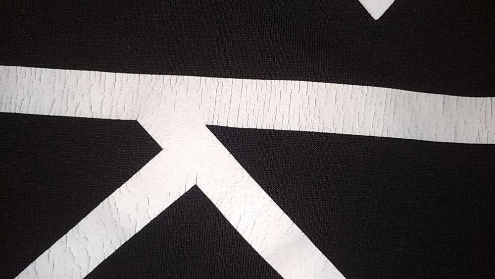 Свитшот  c принтом  Calvin Klein  (M)