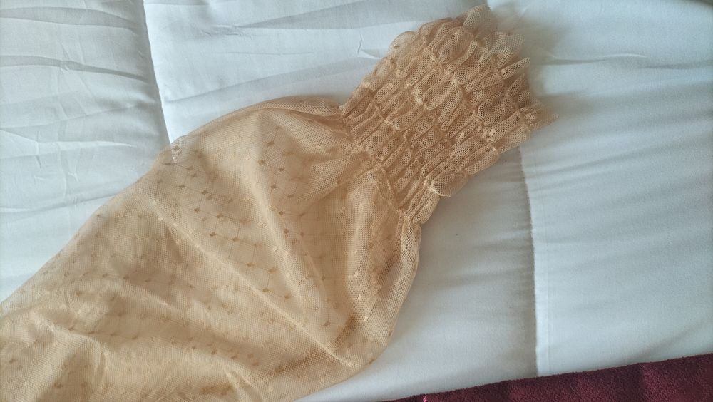 Body em renda cor beje