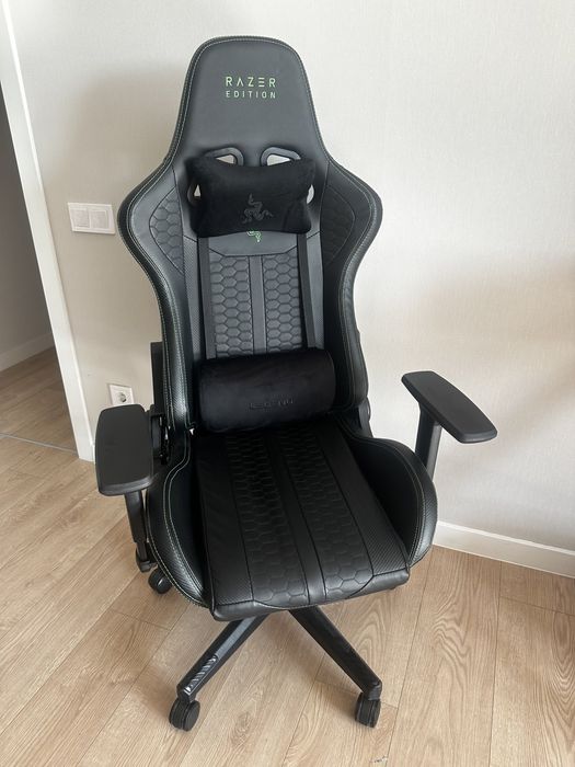 Ігрове геймерське крісло TYPE Z - RAZER EDITION BY LEGEND