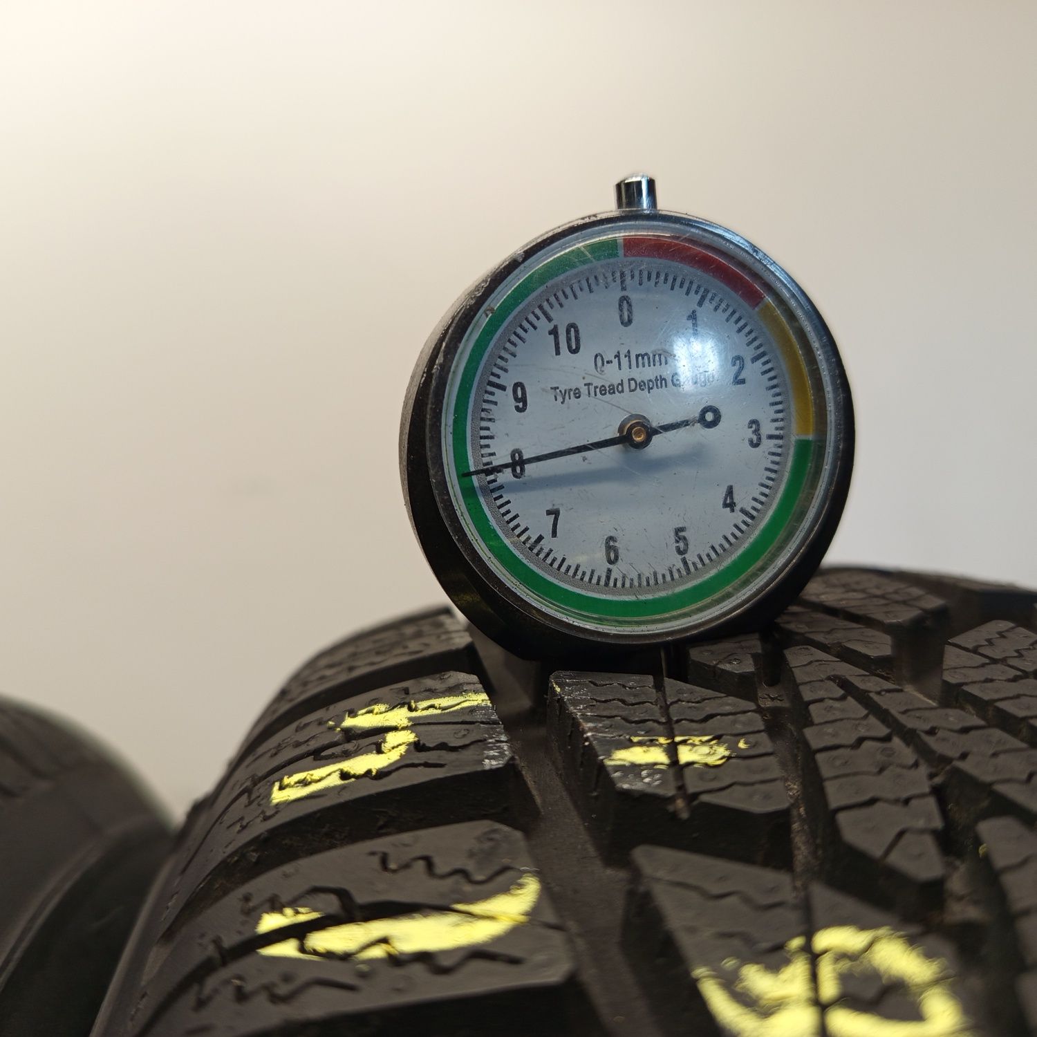 165/70R14 Dunlop Winter Response 2