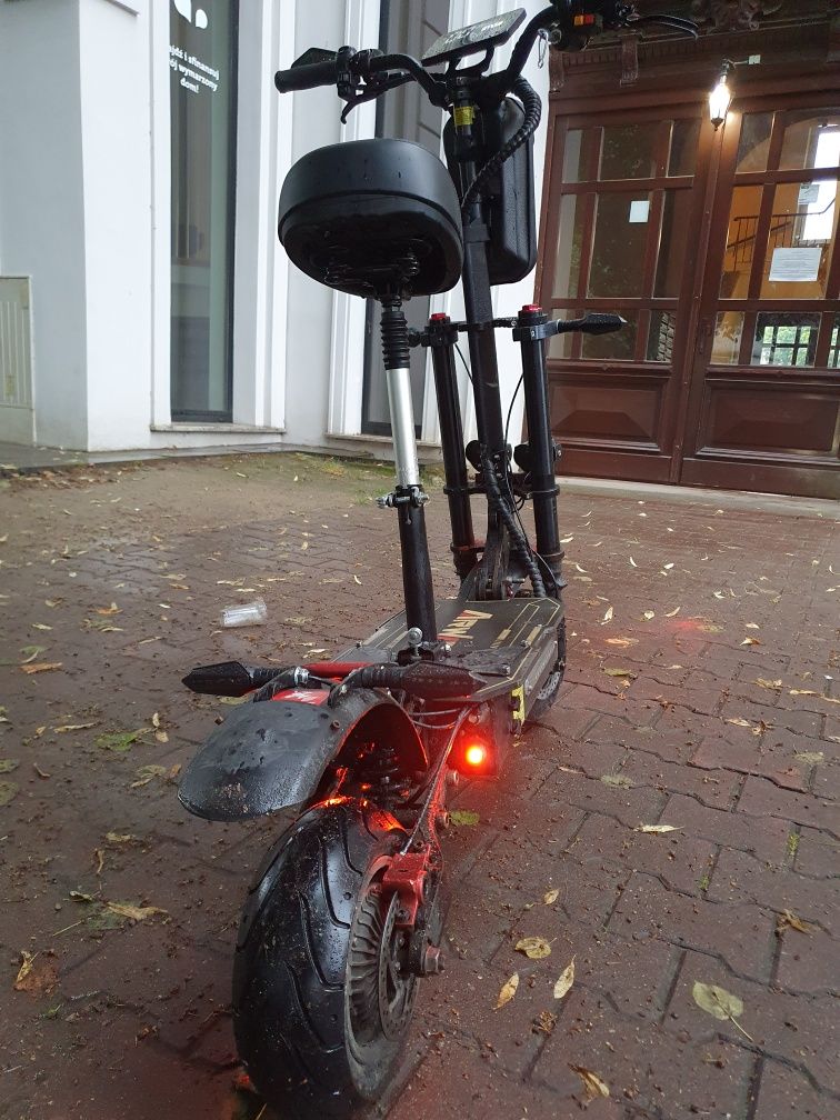 Hulajnoga Elektryczny Arwibon q12plus