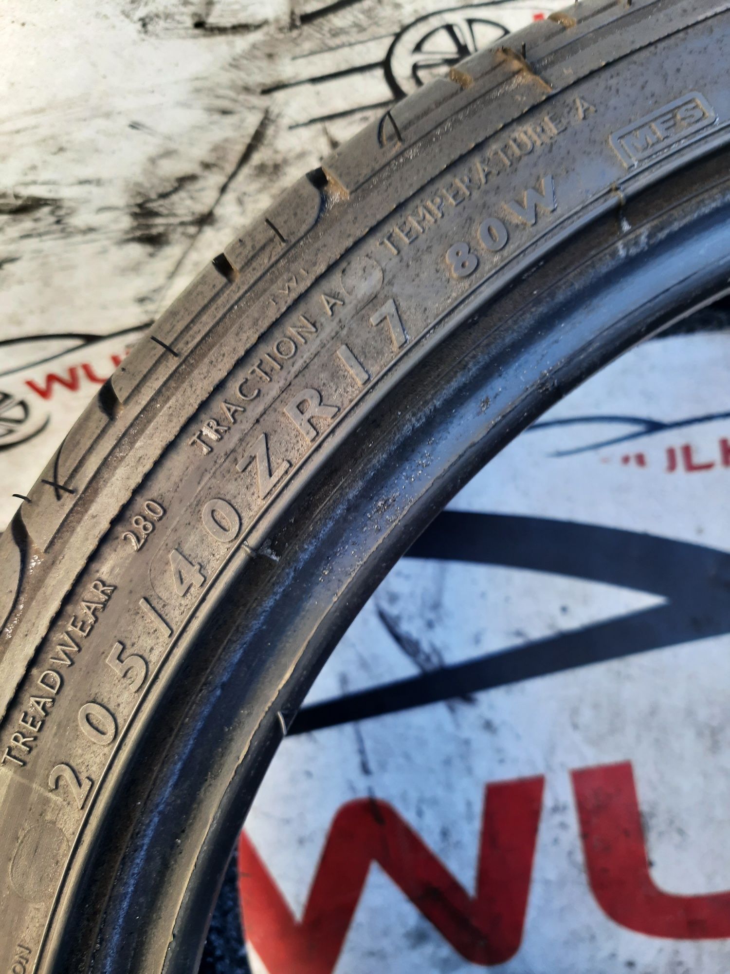 205/40r17 80W Dunlop SP Sport 9000 MO