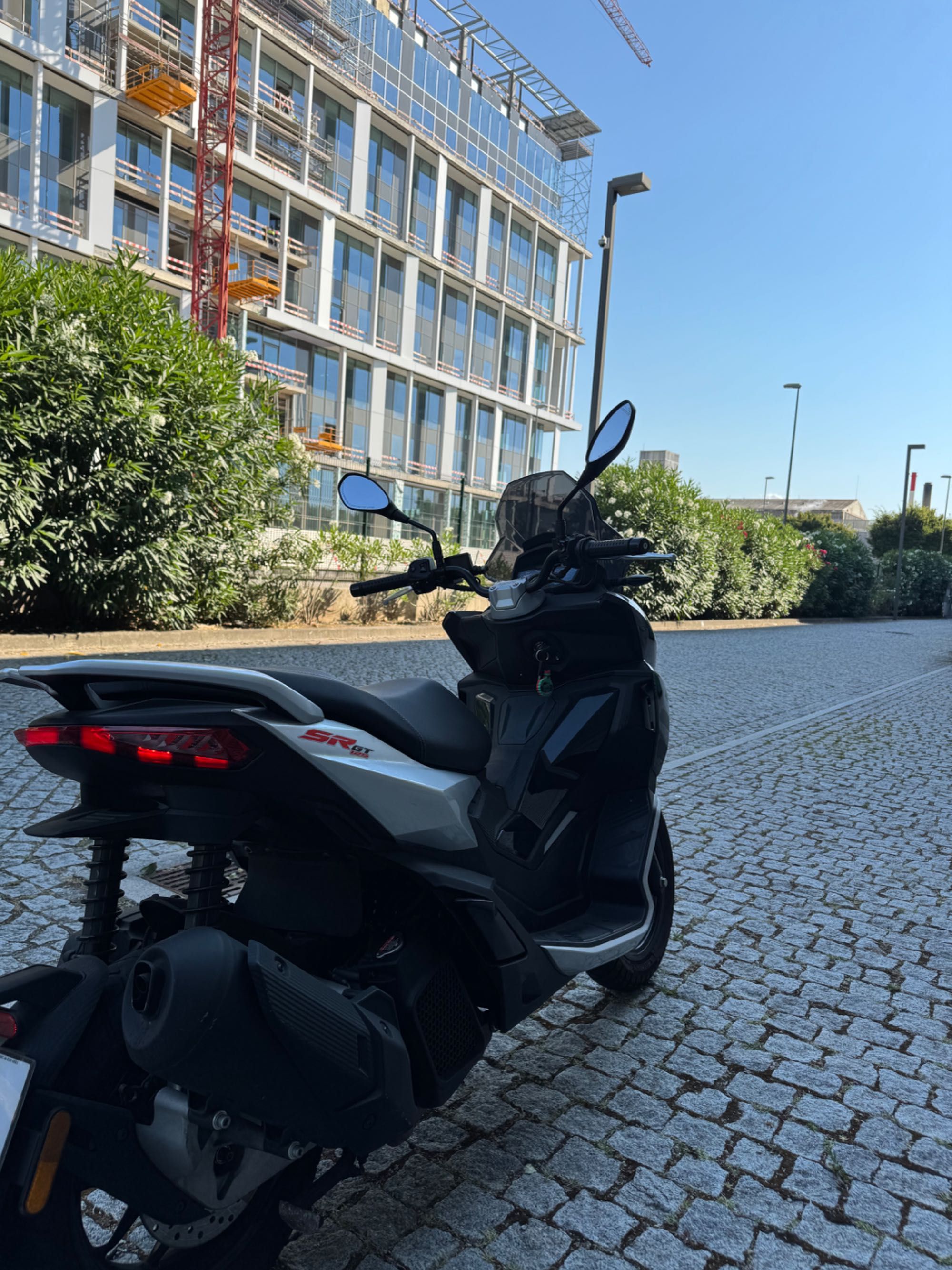 Aprilia SR GT 125