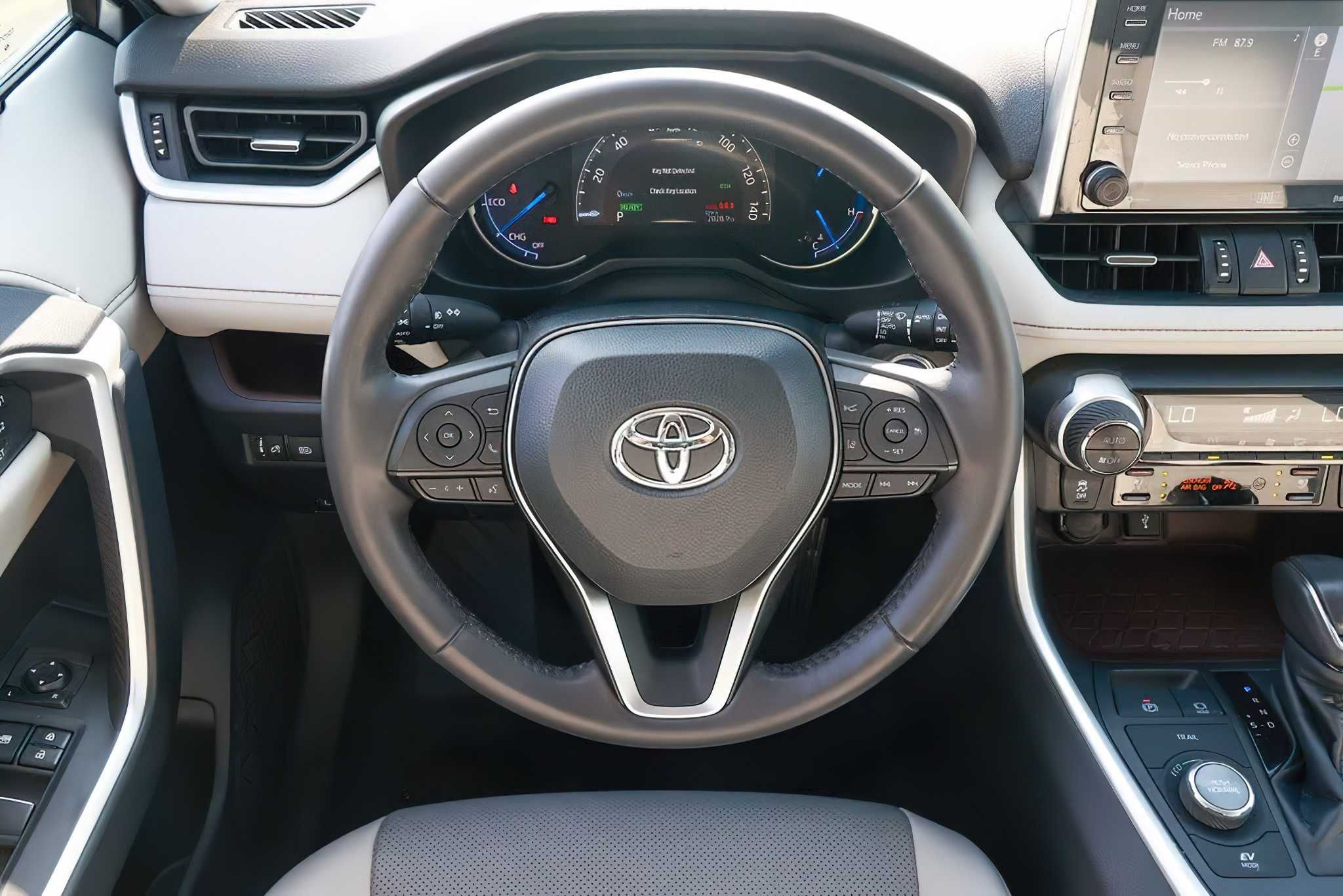 Toyota RAV4 Hybrid Limited 2020