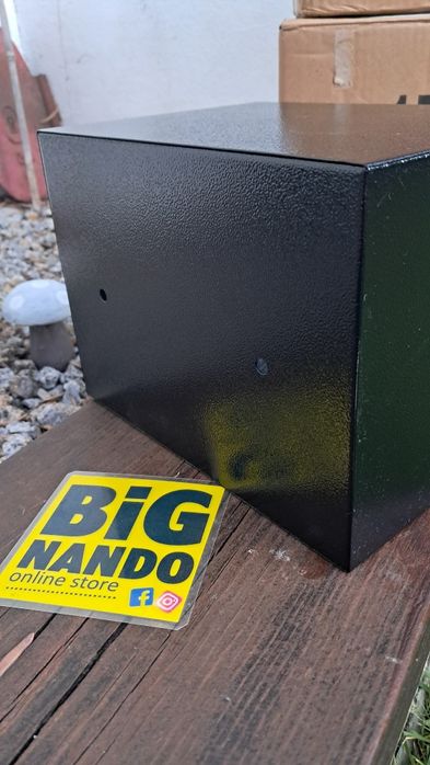 Cofre de segurança com chave 170x230x170mm preto ( Novo)