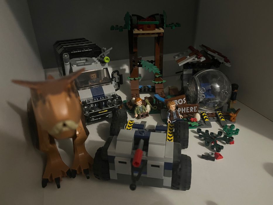 LEGO Jurassic World