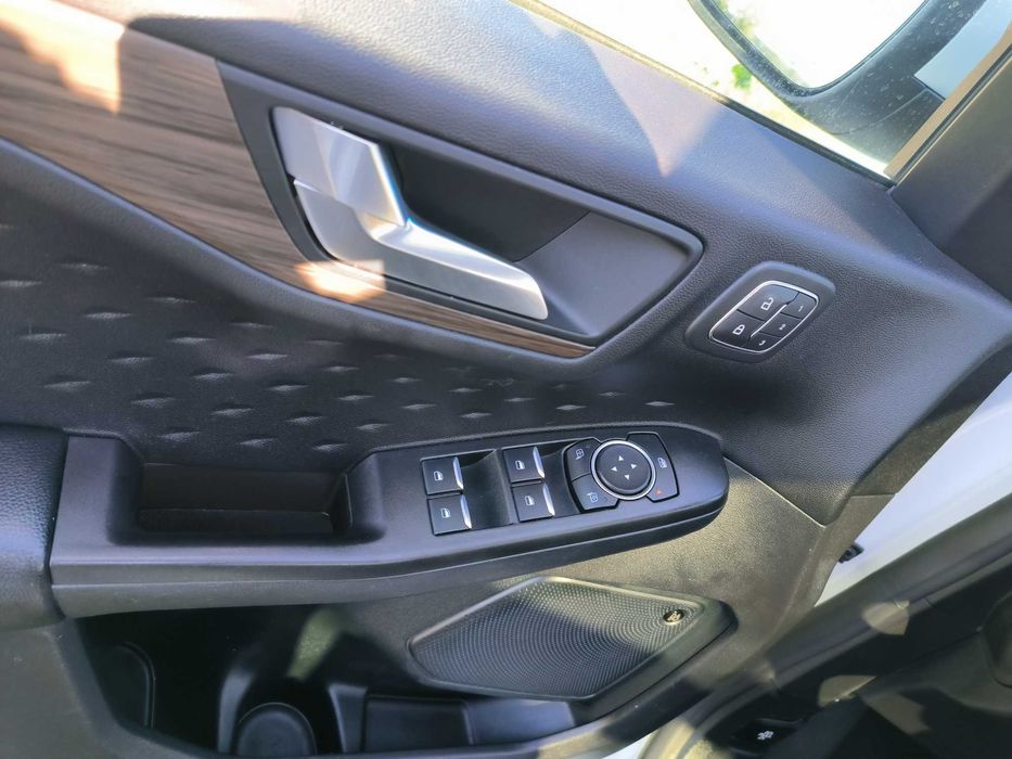 Escape/Kuga 2020r 2.5l FHEV TITANIUM ST-line, panorama, 12PDC, 2kamery