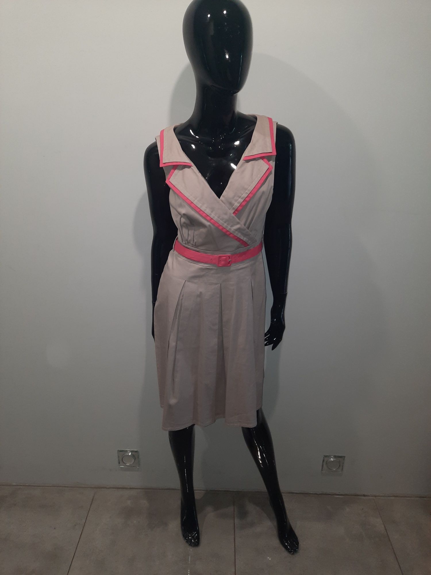 Sukienka midi firmy Orsay w rozmiarze L