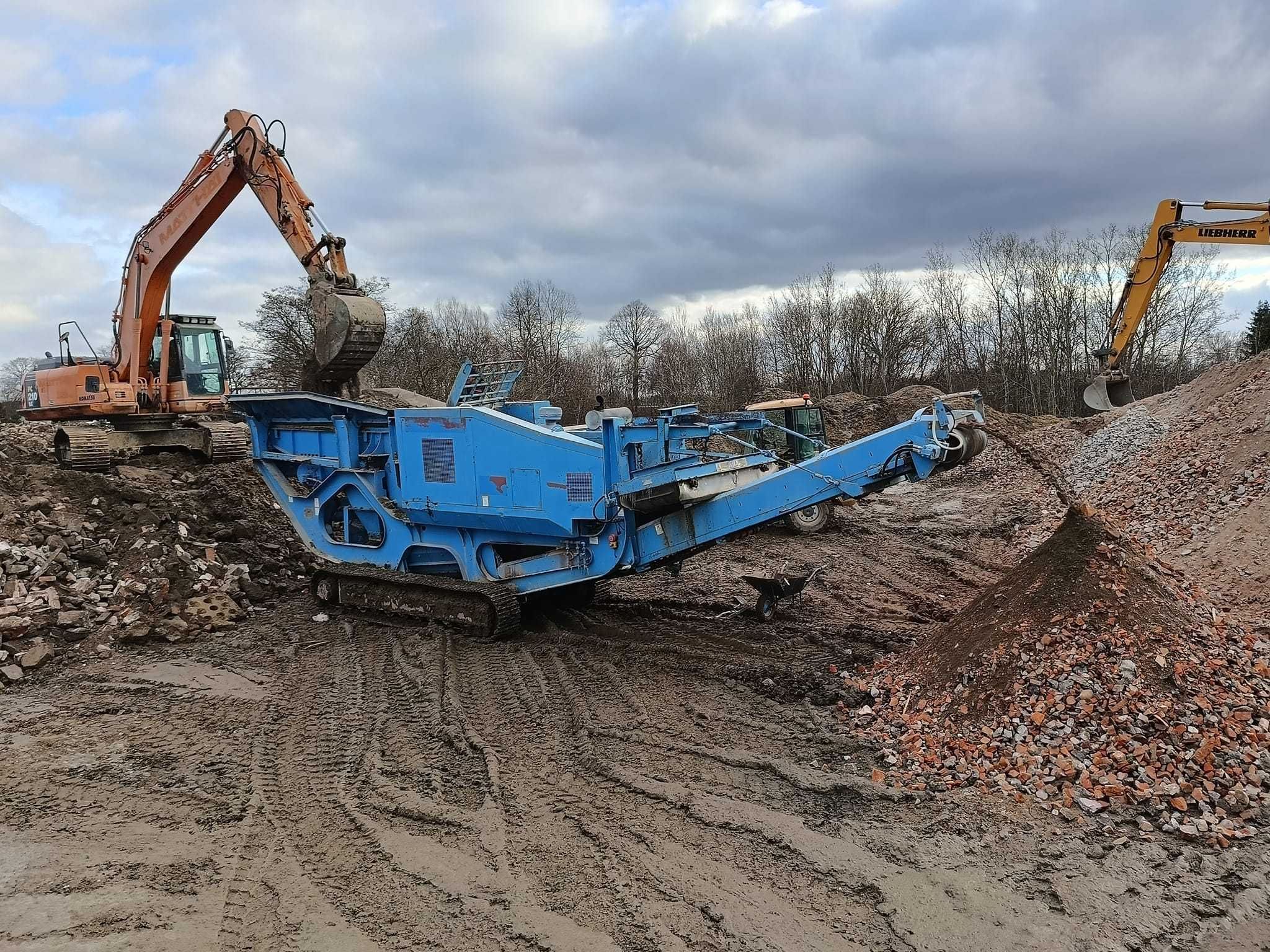 Usługa kruszarką Płock, kruszenie tłucznia betonowego, kamiennego