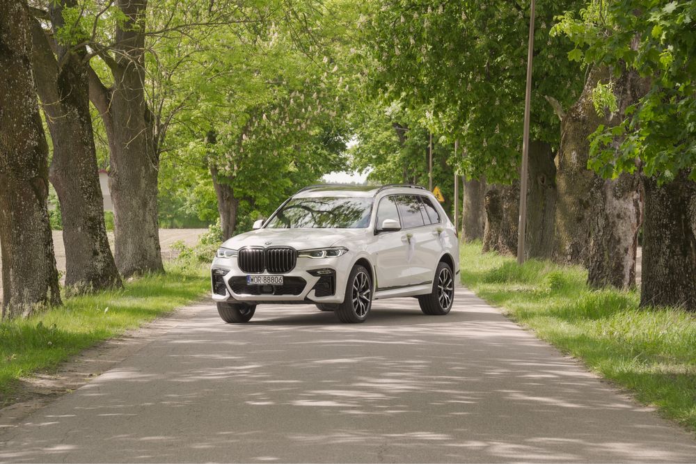 Auto do ślubu BMW x7