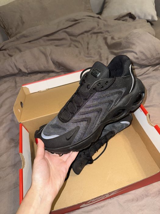 Кросівки чоловічі  ОРИГІНАЛ Nike Air Max Tw Black Dq3984-003