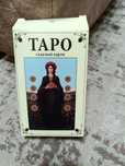 Карти таро, продаються.