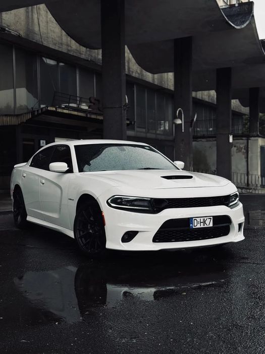 Dodge Charger DODGE CHARGER RT 5.7 8hp mały przebieg VAT23% - leasing, kredyt
