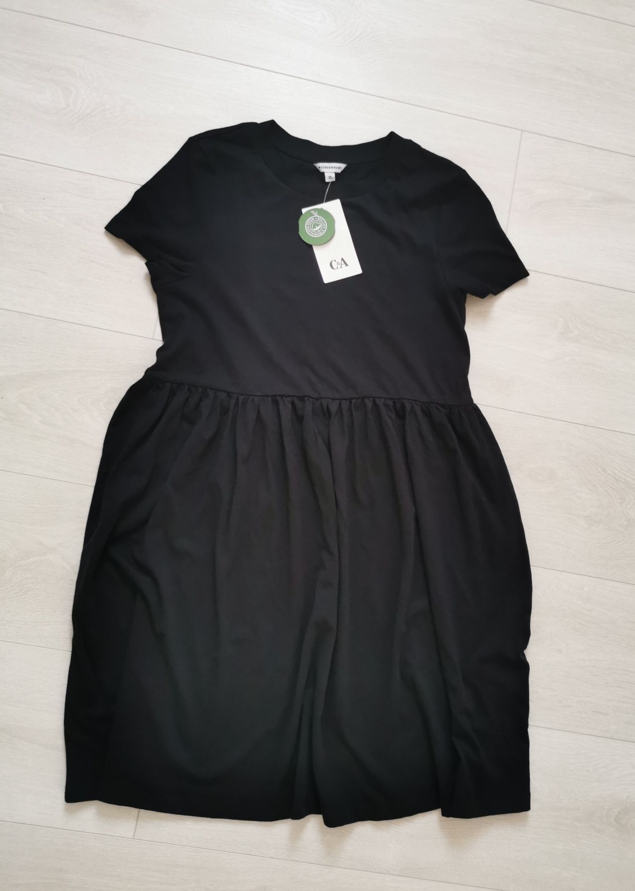 Чорна коротка літня сукня C&A. XS /S. Нова. Платье чёрное короткое лет
