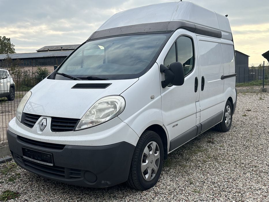 Renault trafic 2014.  2.0 dci klimatyzacia nawigacja