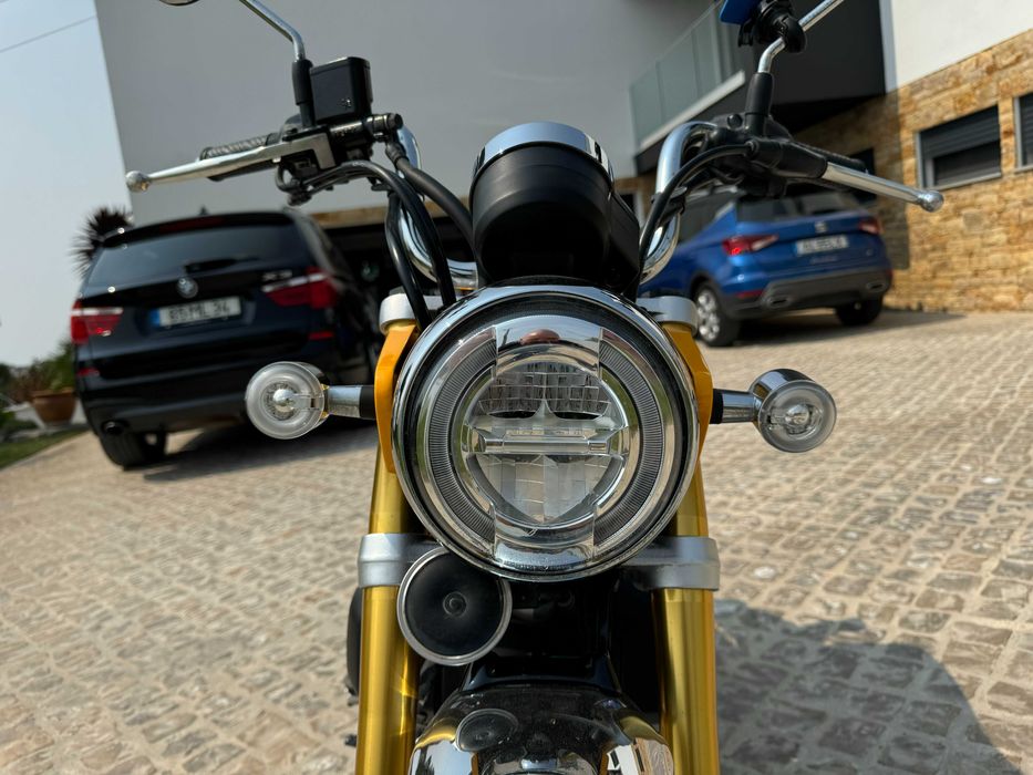 Honda Monkey 125 - Banana Yellow