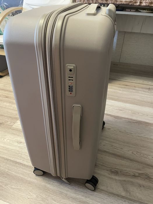 Валіза нова поліпропілен на 20 кг