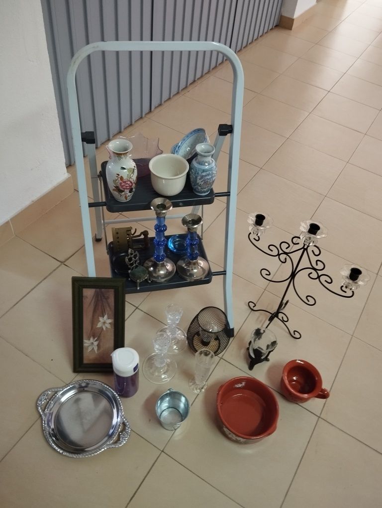 Diversas peças ornamentais