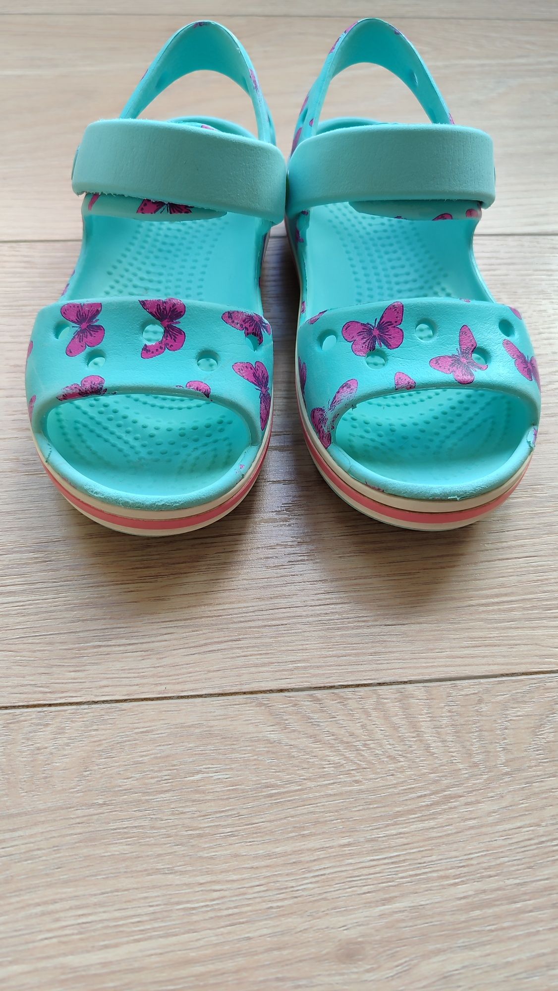 Босоножки Crocs C11