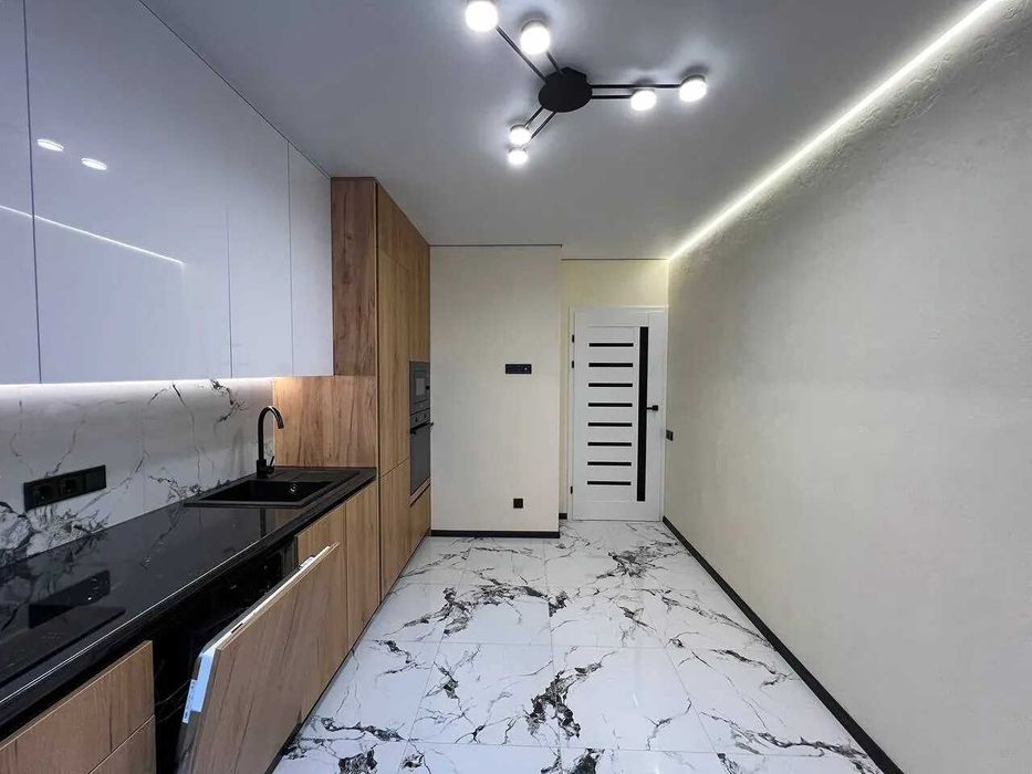 Терміново! Стильна однокімнатна з ремонтом