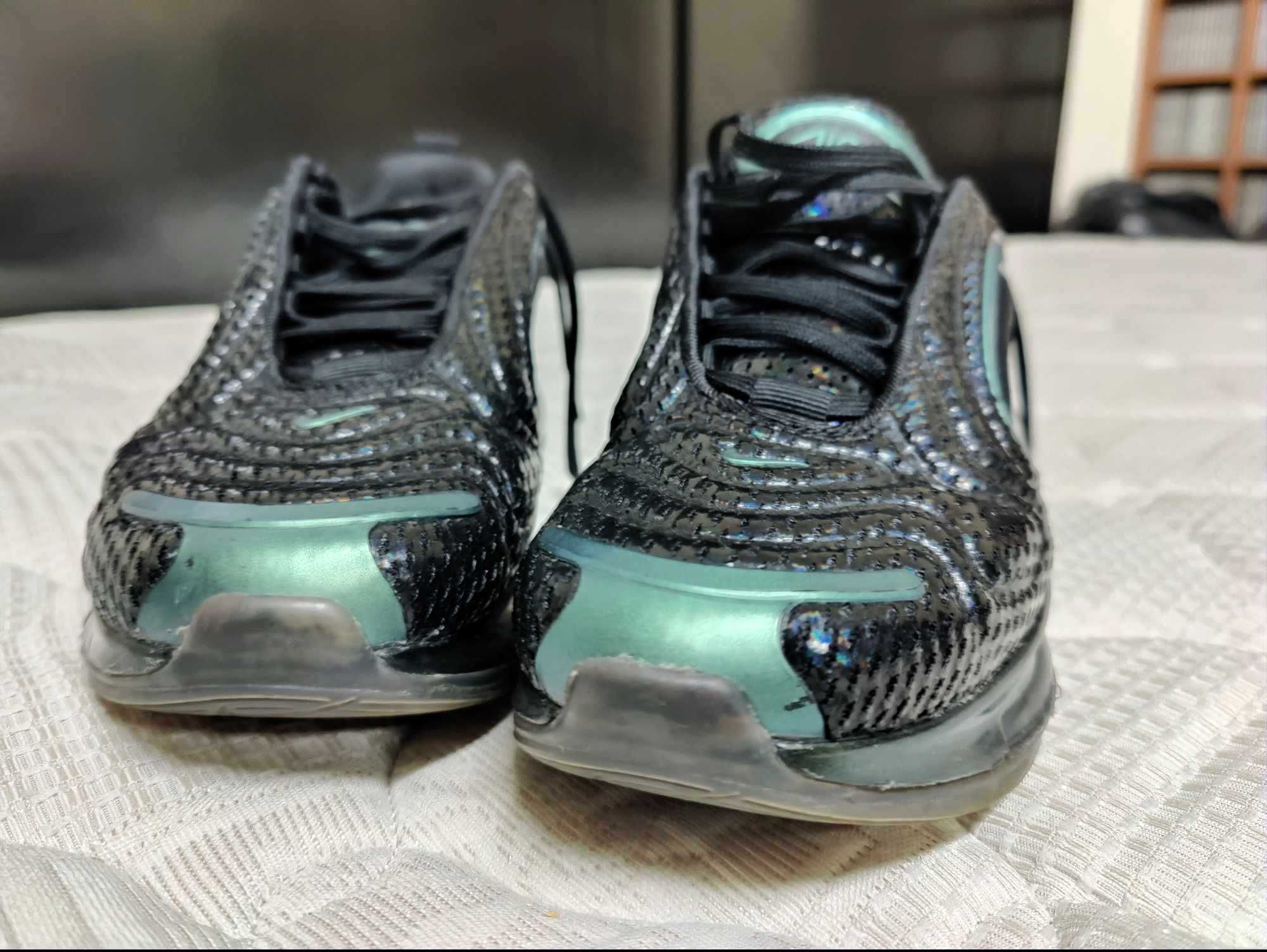Nike Air Max 720 Throwback Future Iridescent tam. 37.5 como novas